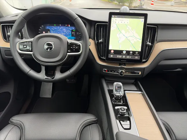 VOLVO XC60 2.0 T8 TE Ultra Bright eAWD