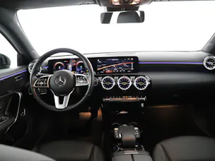 MERCEDES-BENZ A 250e Progressive