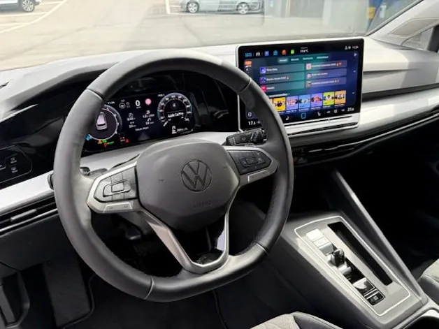VW Golf VIII 1.5 eTSI Life DSG