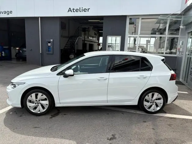 VW Golf VIII 1.5 eTSI Life DSG