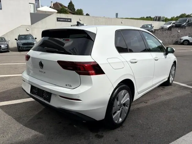 VW Golf VIII 1.5 eTSI Life DSG