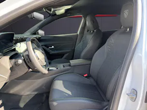 PEUGEOT 408 1.2 MHEV GT