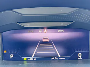 SKODA Karoq Selection *** ACC & RÜCKFAHRKAMERA ***