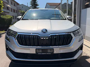 SKODA Karoq Selection *** ACC & RÜCKFAHRKAMERA ***