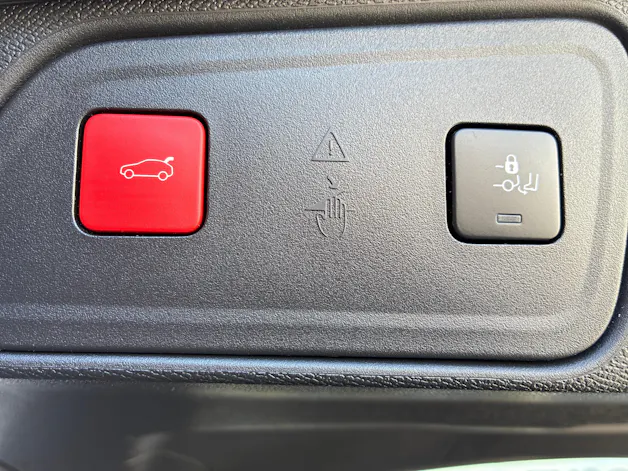 PEUGEOT 3008 300e Hybrid4 GT EAT8