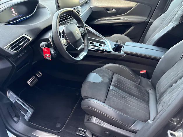 PEUGEOT 3008 300e Hybrid4 GT EAT8