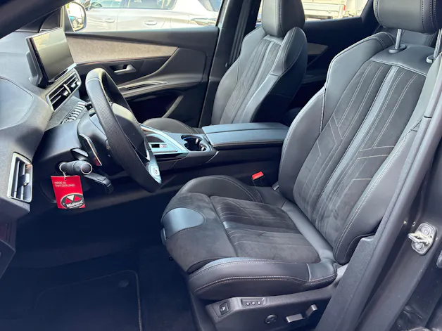 PEUGEOT 3008 300e Hybrid4 GT EAT8