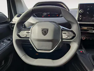 PEUGEOT Partner 1.5 Blue HDi Standard 650kg * Holzboden * Durchladeluke für lange Gegenstände *CarPlay Kabellos