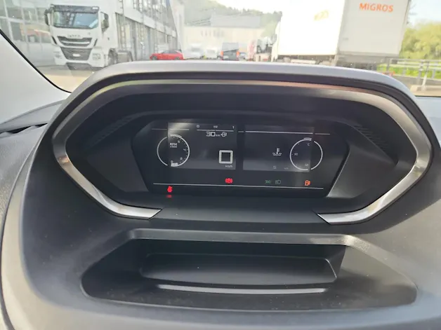 PEUGEOT Partner 1.5 Blue HDi Standard 650kg * Holzboden * Durchladeluke für lange Gegenstände *CarPlay Kabellos