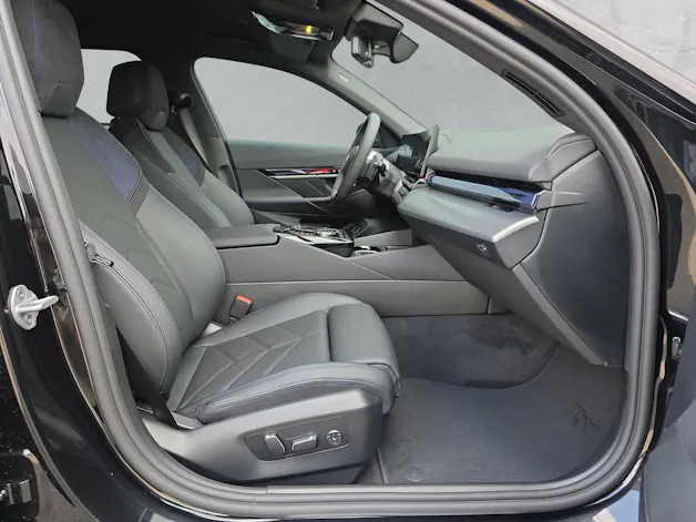 BMW 530e xDrive Touring M Sport Steptronic
