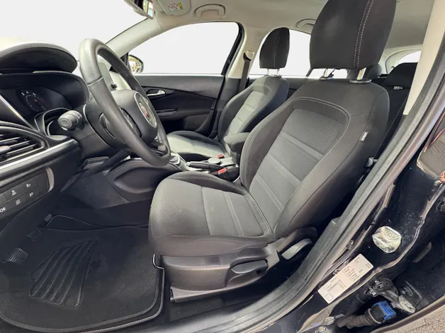 FIAT Tipo 1.4T/120 -Jet Lounge