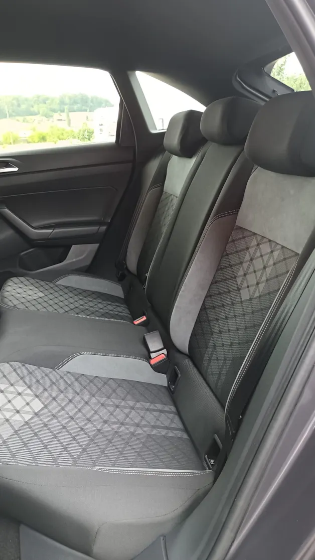 VW Taigo 1.0 TSI R-Line DSG