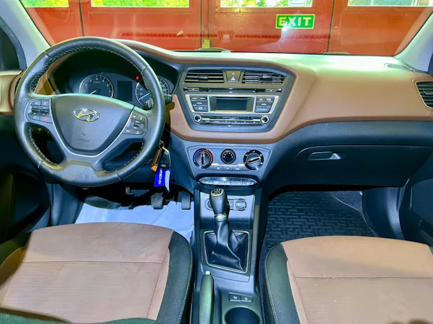 HYUNDAI i20 1.2 Vertex ✅