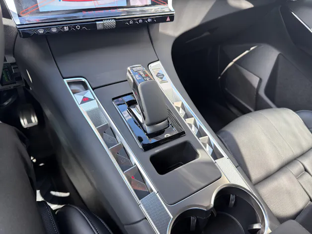 DS AUTOMOBILES DS7 1.6 E-Tense Étoile 4x4