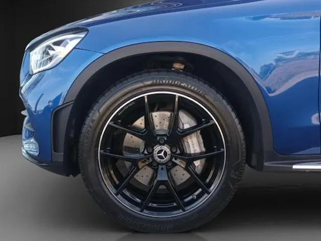 MERCEDES-BENZ GLC 220 d AMG Line 4Matic