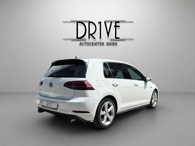 VW Golf 2.0 TSI GTI Performance DSG