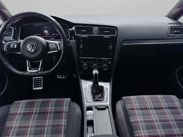 VW Golf 2.0 TSI GTI Performance DSG