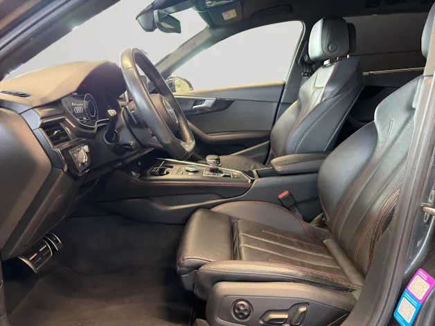 AUDI A4 Avant 2.0T Sport qua.