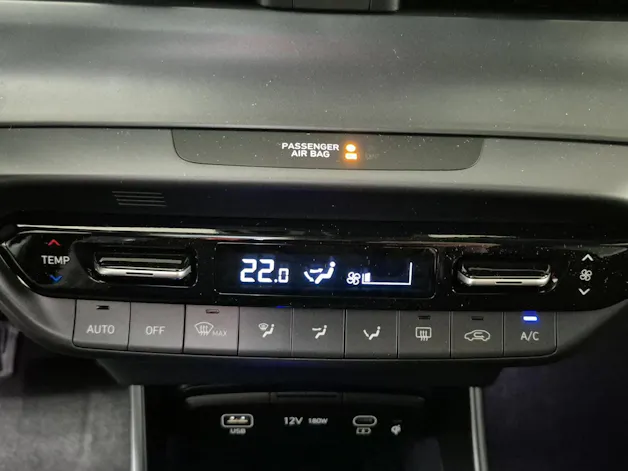 HYUNDAI i20 1.0 T-GDi Vertex Sunroof MY 26