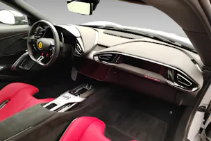 FERRARI 12 Cilindri