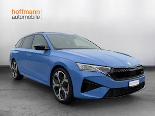 SKODA Octavia Combi 2.0 TSI DSG RS 30 Years Edition