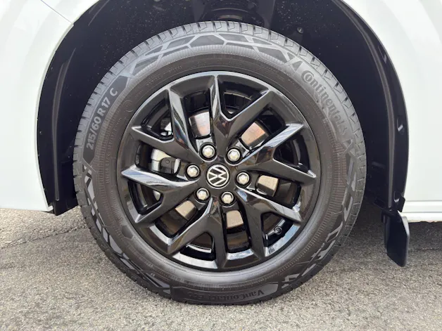 VW Caravelle 2.5TSI eHYBRID 16,5 kWh Life Aut.8