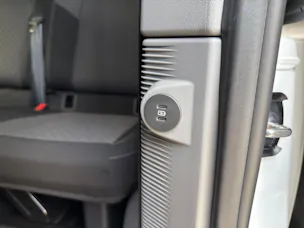 VW Caravelle 2.5TSI eHYBRID 16,5 kWh Life Aut.8