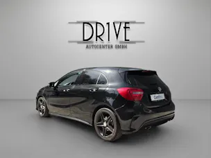 MERCEDES-BENZ A 180 AMG Line 7G-DCT
