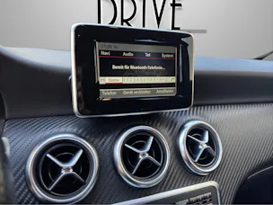 MERCEDES-BENZ A 180 AMG Line 7G-DCT