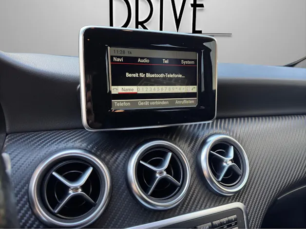 MERCEDES-BENZ A 180 AMG Line 7G-DCT