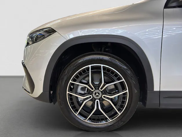 MERCEDES-BENZ EQA 300 Swiss Star AMG Line 4MATIC
