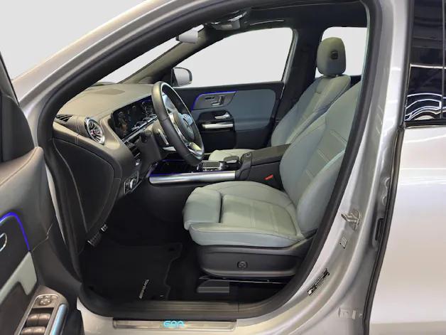 MERCEDES-BENZ EQA 300 Swiss Star AMG Line 4MATIC