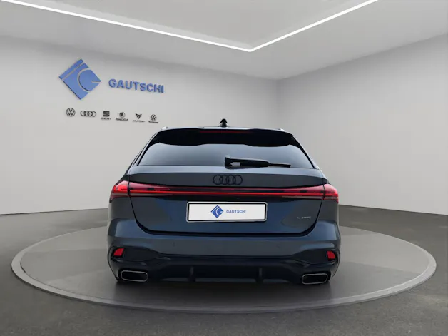 AUDI A5 Avant e-hybrid quattro Attraction 220 kW S tronic