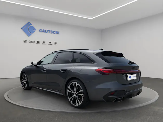 AUDI A5 Avant e-hybrid quattro Attraction 220 kW S tronic