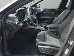 AUDI A5 Avant e-hybrid quattro Attraction 220 kW S tronic