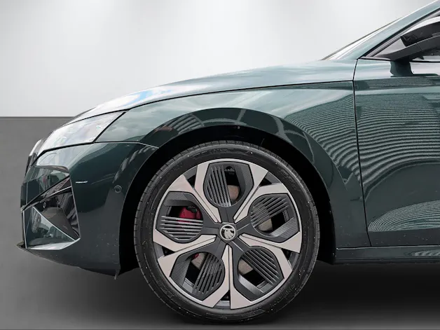 SKODA Oct. RS 30 2.0 TSI 265PS 7DSG 2000ccm 265PS/195kW 4 Zylinder TSI Benzin