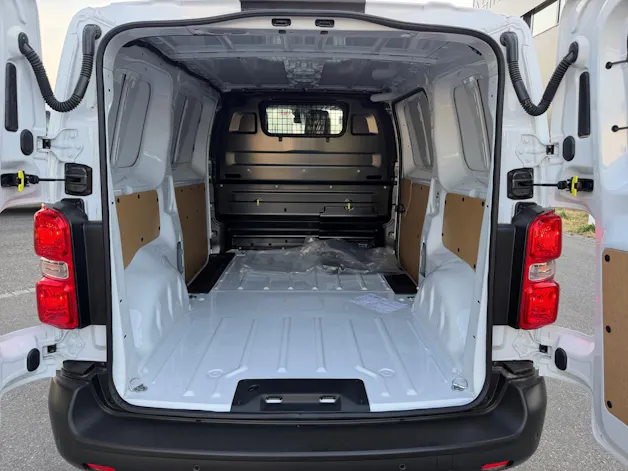 FIAT E-Scudo 75kWh L2 * 360 km Reichweite * Top Preis * Holzboden Gratis *