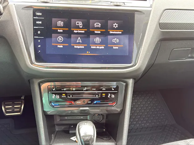 VW Tiguan 2.0 TDI SCR R-Line 4Motion DSG