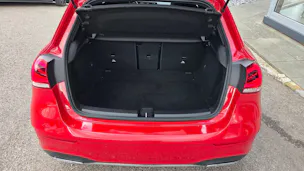MERCEDES-BENZ A 180 AMG Line 7G-DCT