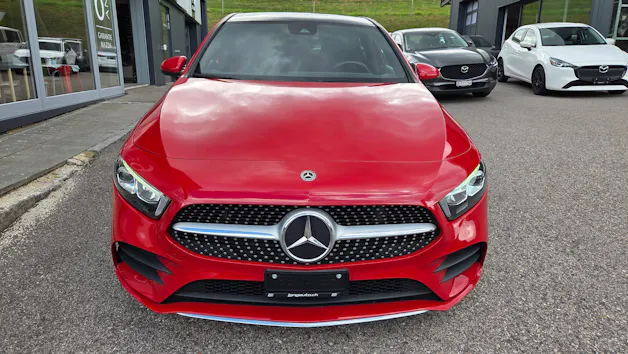 MERCEDES-BENZ A 180 AMG Line 7G-DCT