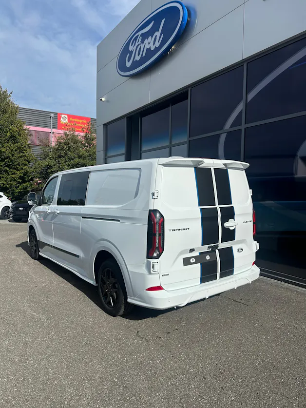FORD Transit Custom Van 320 L2 2.5 Sport/PHEV/Aut.