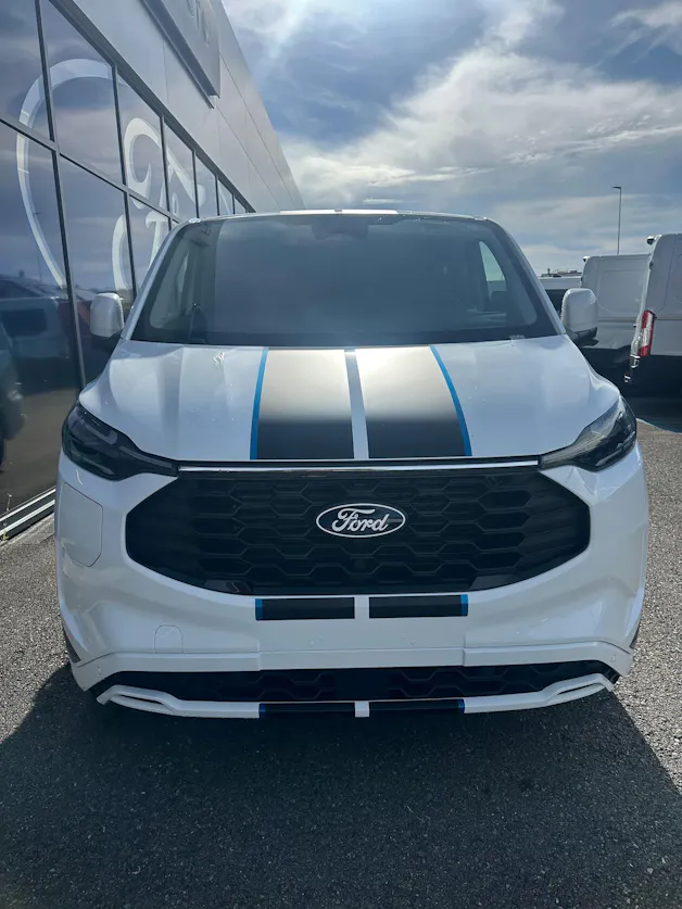 FORD Transit Custom Van 320 L2 2.5 Sport/PHEV/Aut.