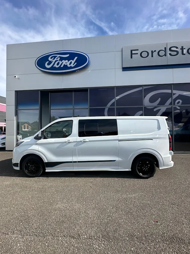 FORD Transit Custom Van 320 L2 2.5 Sport/PHEV/Aut.