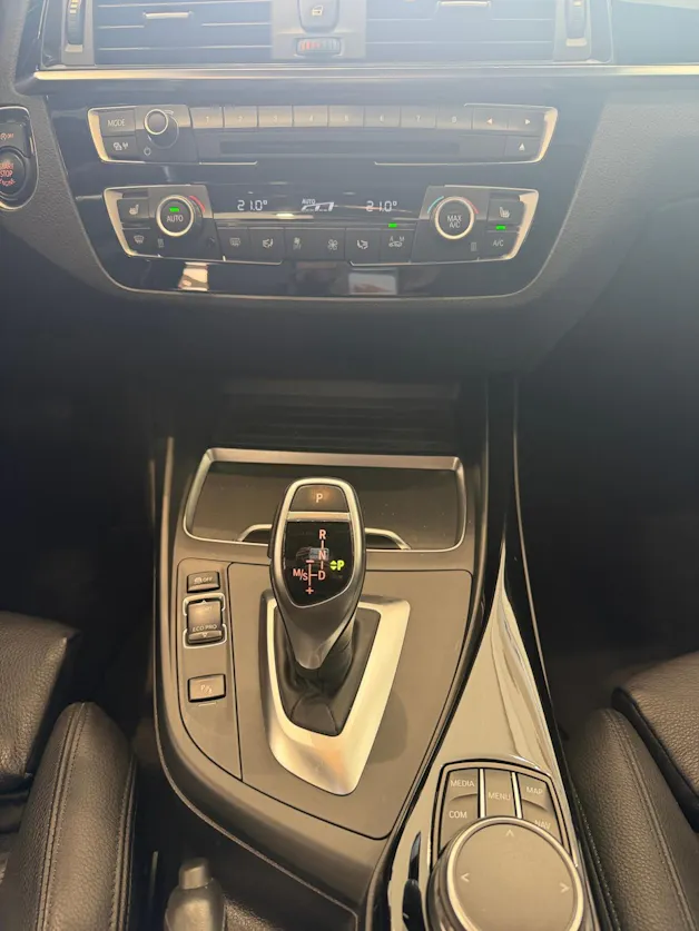 BMW M140i xDrive Steptronic