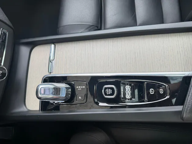 VOLVO XC60 T8 eAWD Inscription Geartronic
