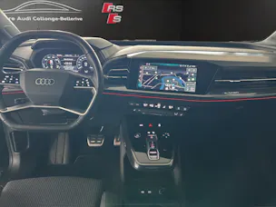 AUDI Q4 e-tron 50 quattro