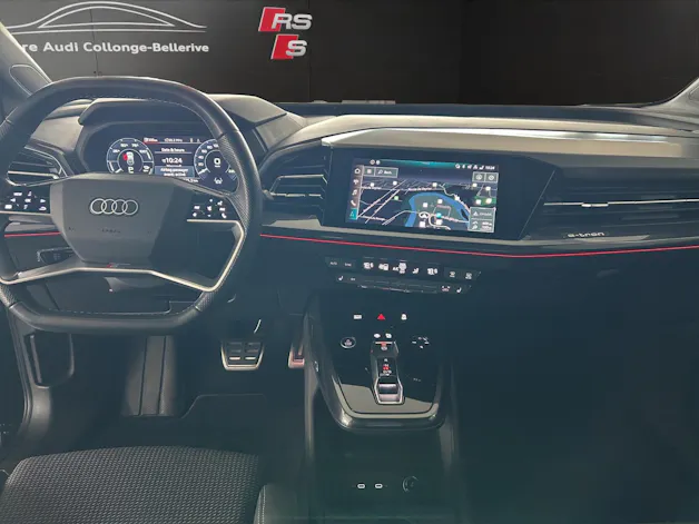 AUDI Q4 e-tron 50 quattro