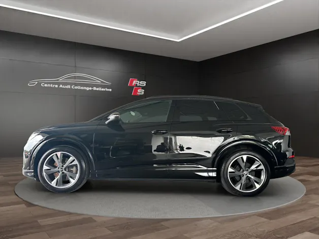 AUDI Q4 e-tron 50 quattro