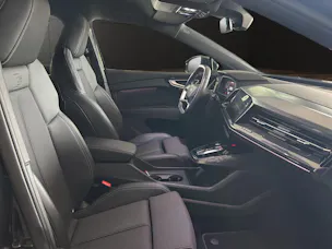 AUDI Q4 e-tron 50 quattro
