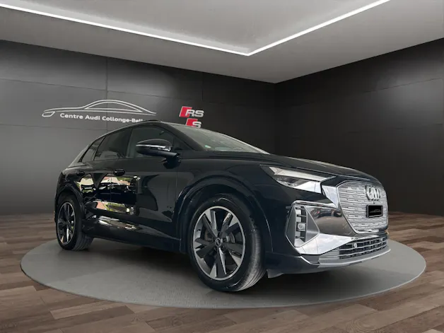 AUDI Q4 e-tron 50 quattro